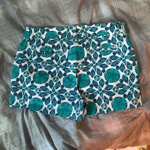 vineyard vines patterned shorts